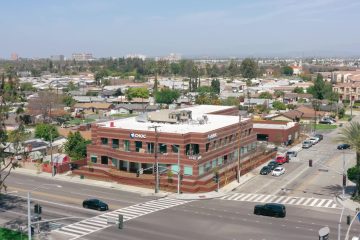 Aerial view of the CHOC Outpatient Rehabilitation Services building.